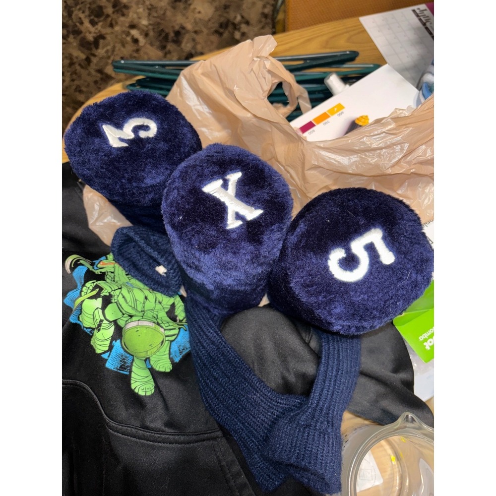 Golf Bundle 3 Navy Blue Faux Fur Headcovers 3 5 X & 2 Intech Junior L Gloves